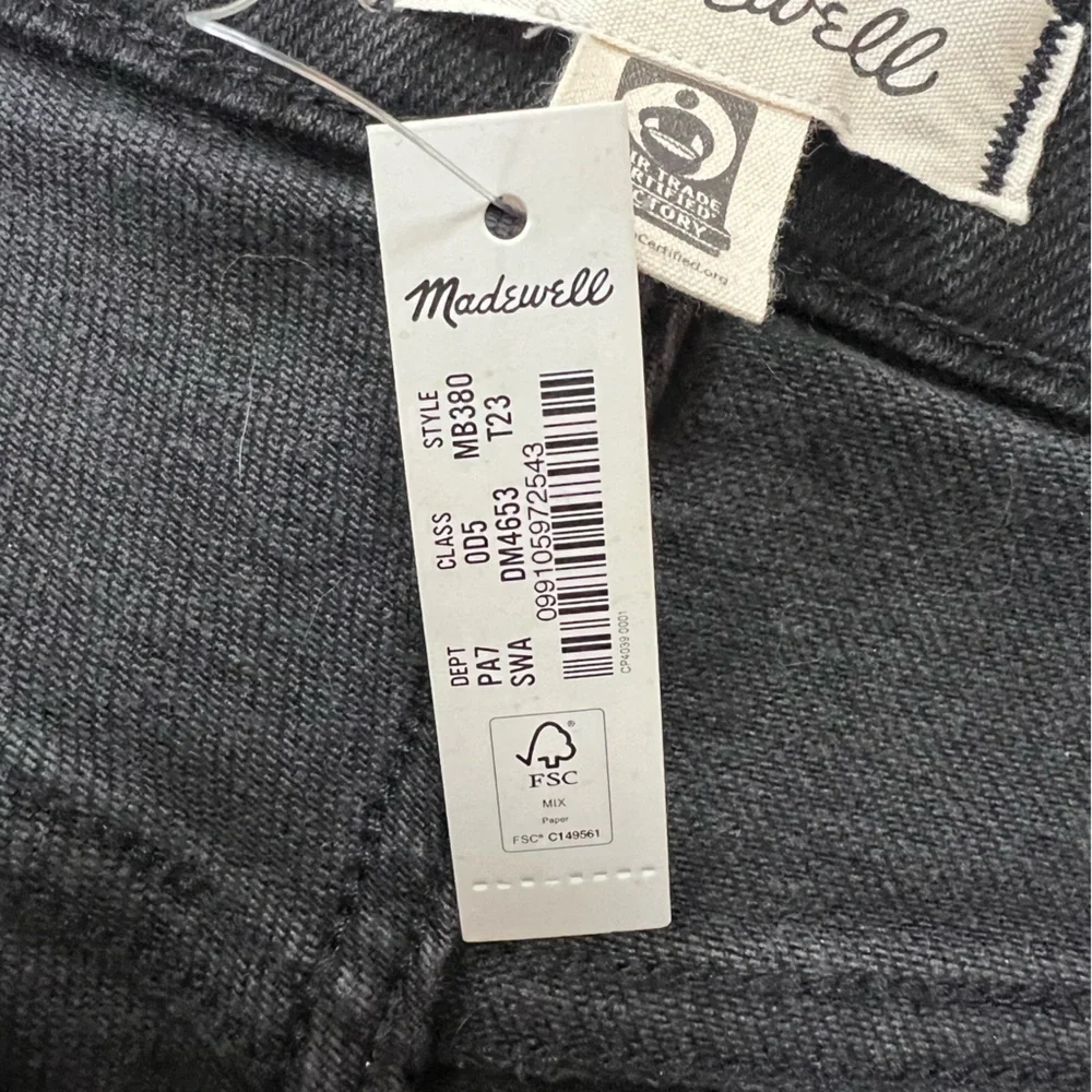 Madewell NWT Tall Curvy High-Rise Skinny Jeans in Starkey Black Wash, size 23T